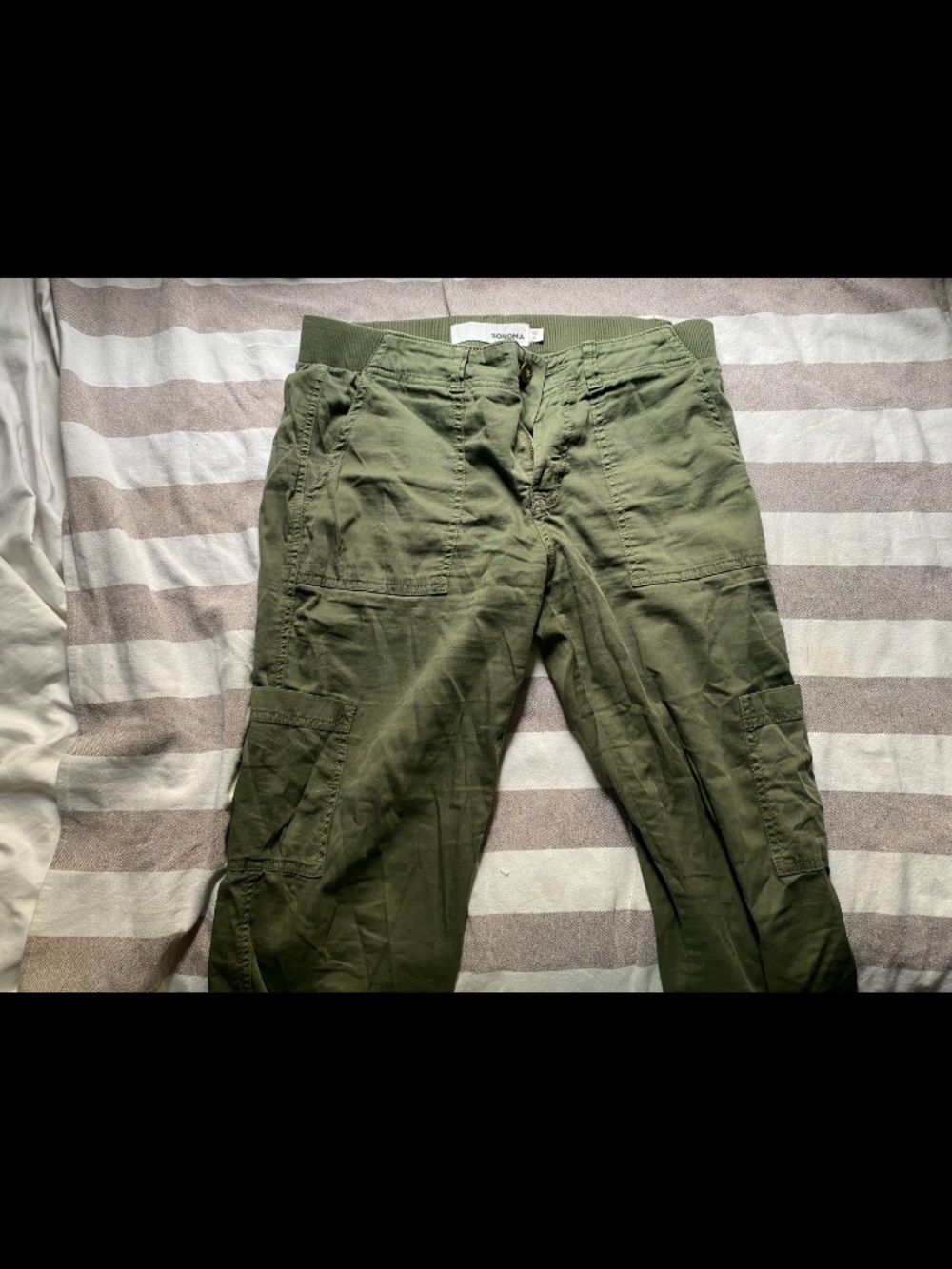 Women’s Olive Green Cargo Pants